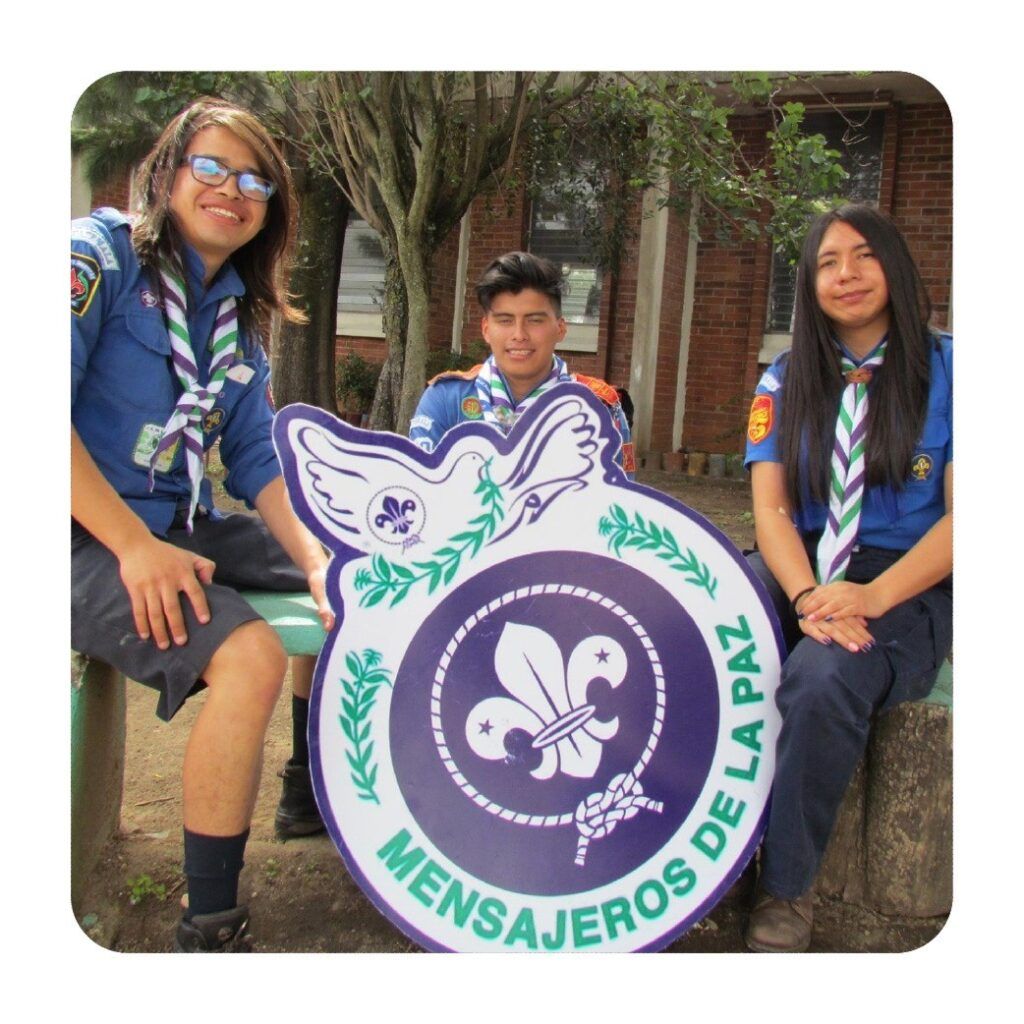 Jovenes Scout Mensajeros de la Paz